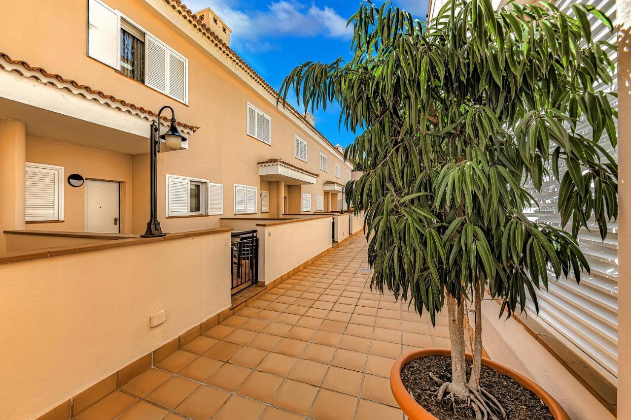 Spacious Ocean View Family Townhouse Puerto de Santiago  Exterior photo